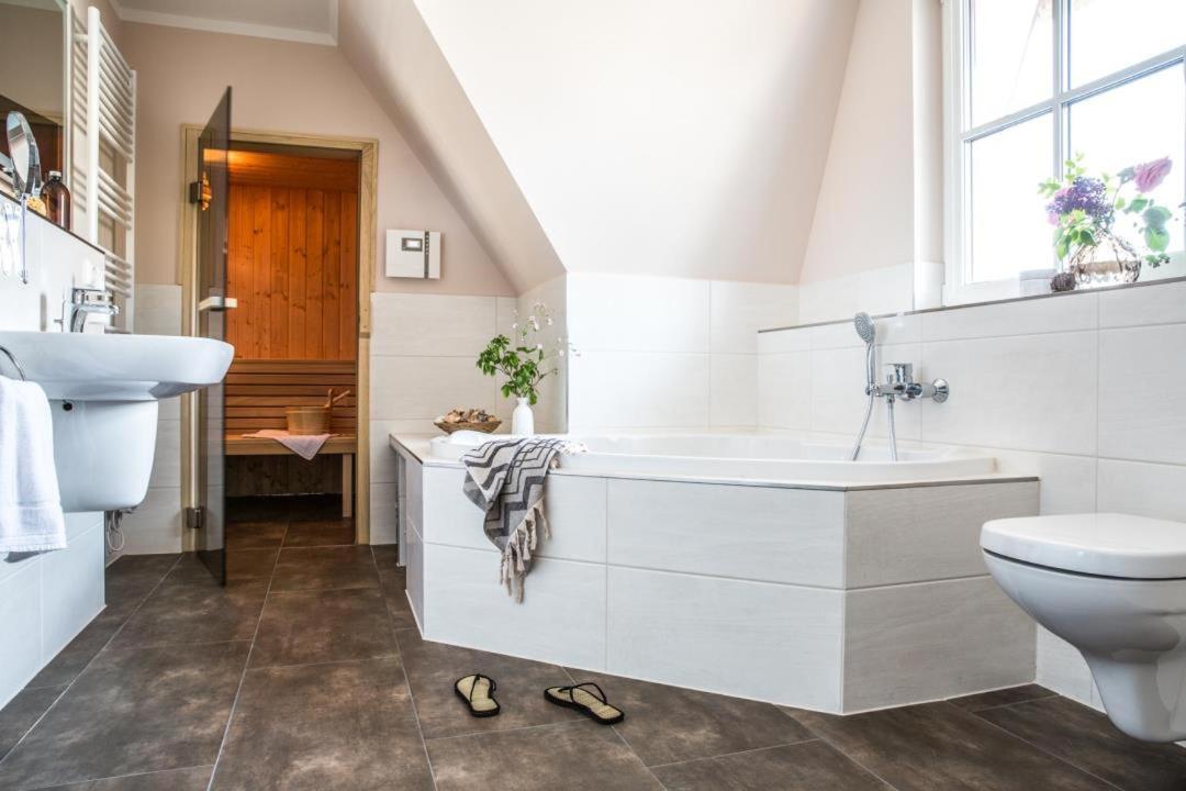 Haus Rose, Luxus-Ferienhaus In Fuhlendorf Fur 4 Personen Exteriér fotografie